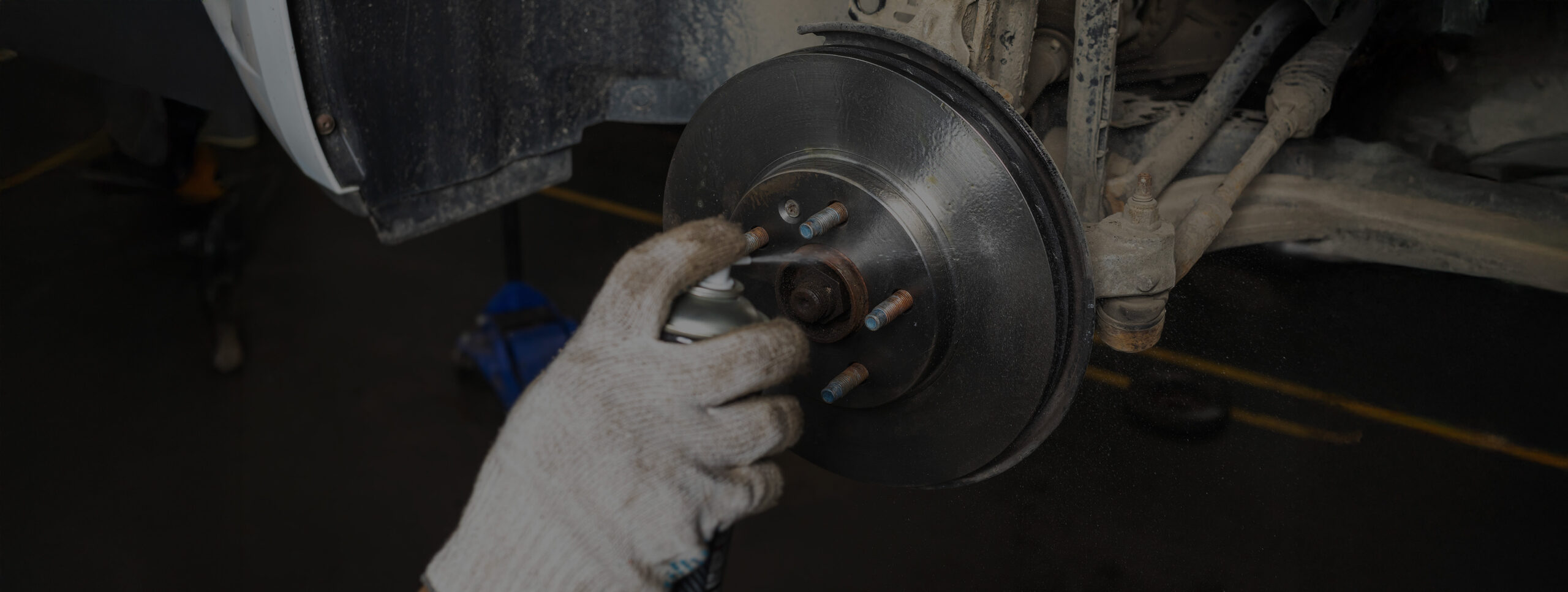 Non-Chlorinated Brake Cleaner vs. Chlorinated | Crystal Clean